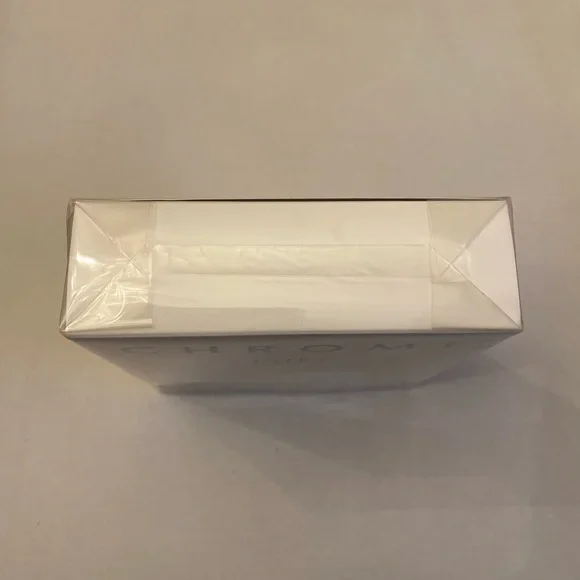 AZZARO✨ - Picture 3 of 3